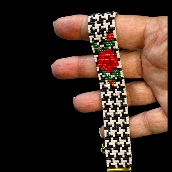 Handwoven loom rose herringbone bracelet adjustable gift for mother mom - Picture 8 of 9